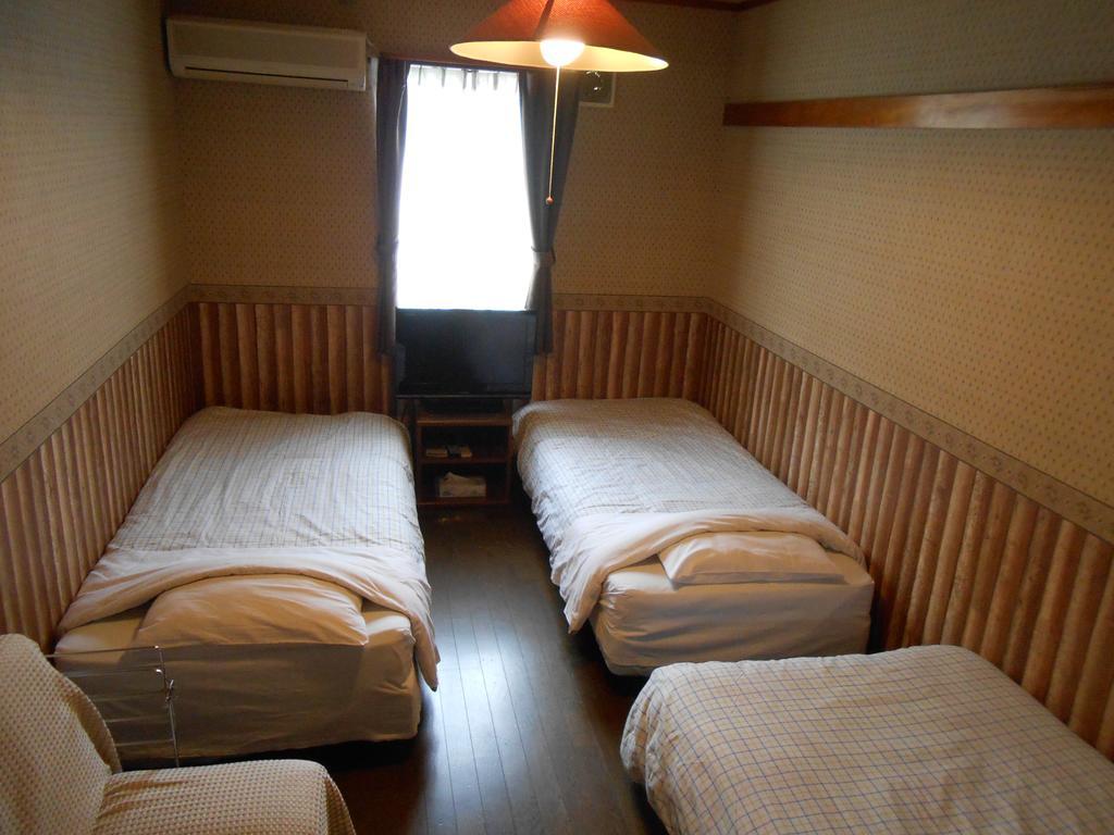 Biwa Monogatari Hotel Атами Екстериор снимка