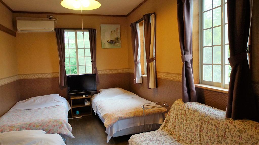 Biwa Monogatari Hotel Атами Екстериор снимка